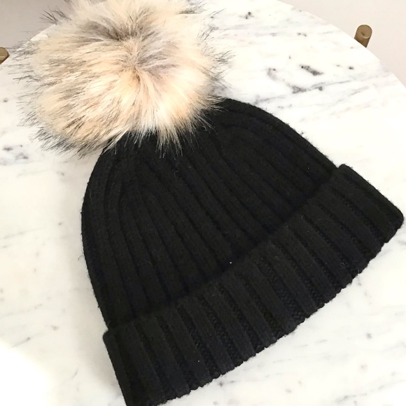 J. CREW Ribbed Beanie With Faux-Fur Pom-Pom NWT - Picture 9 of 9
